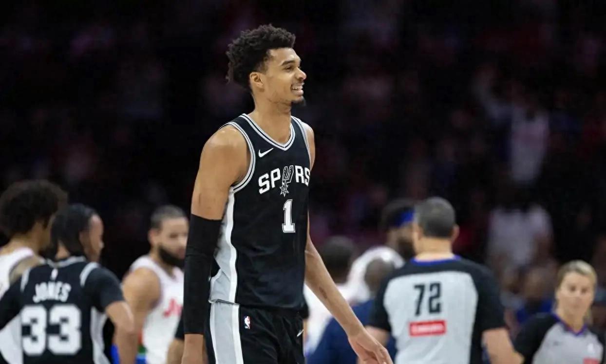 如意娱乐平台-JackeyLove迎来七赛季出色发挥，西班牙队观众热烈欢呼！